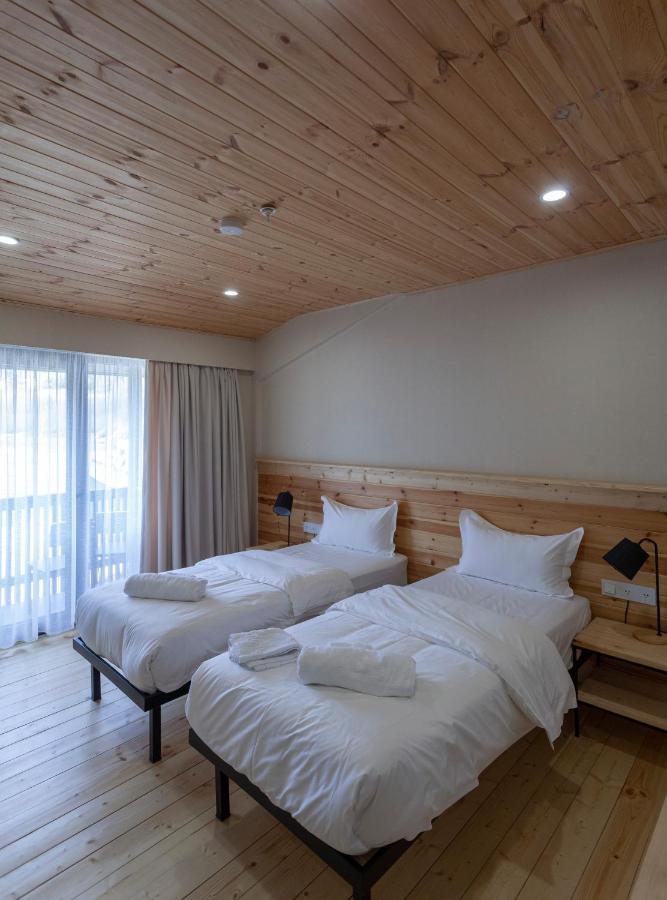 מסטיה Hotel Lahili מראה חיצוני תמונה