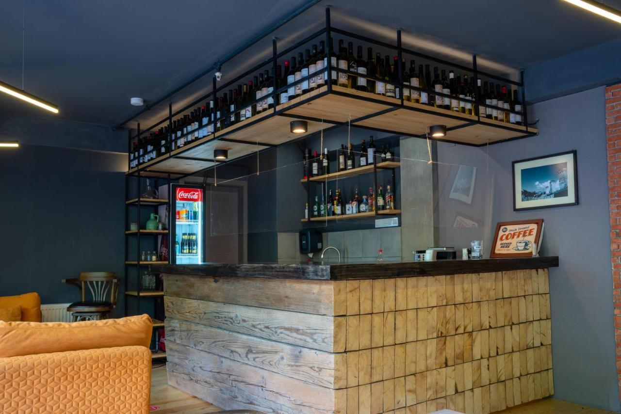 מסטיה Hotel Lahili מראה חיצוני תמונה