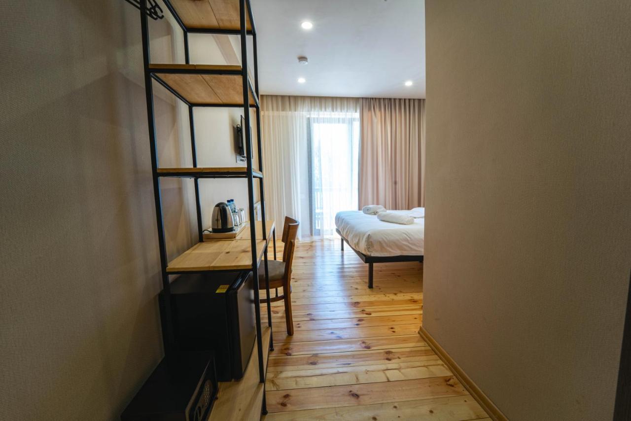 מסטיה Hotel Lahili מראה חיצוני תמונה