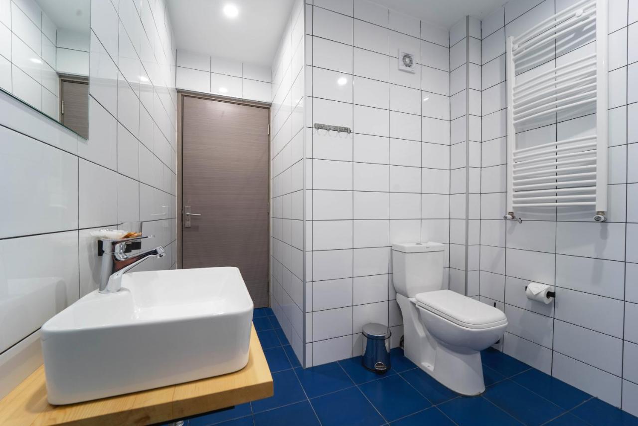 מסטיה Hotel Lahili מראה חיצוני תמונה