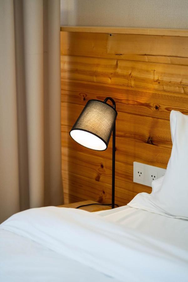 מסטיה Hotel Lahili מראה חיצוני תמונה
